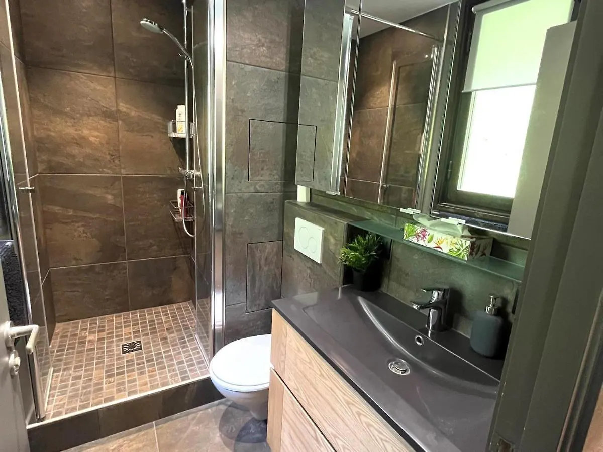 Daire Studio Renove Avec Kitchenette Equipee, Proche Des Pistes Et Commerces, Casiers A Ski - Fr-1-425-207 Arâches